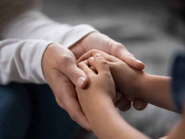 stories/foster-parents.jpg