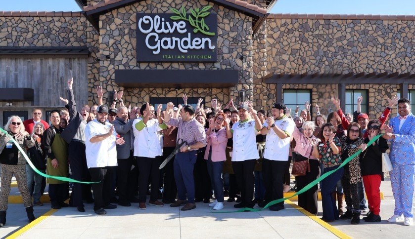 stories/oliver-garden-opening-greenvilletx.jpg