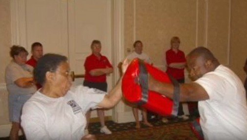 stories/selfdefence-class-sample.jpg