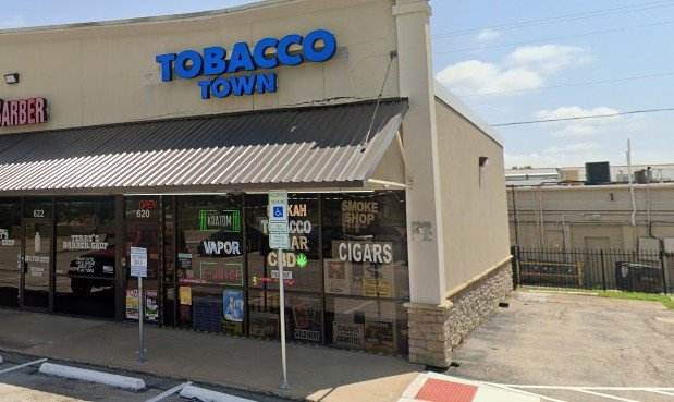 stories/tobacco-town-wylie.jpg